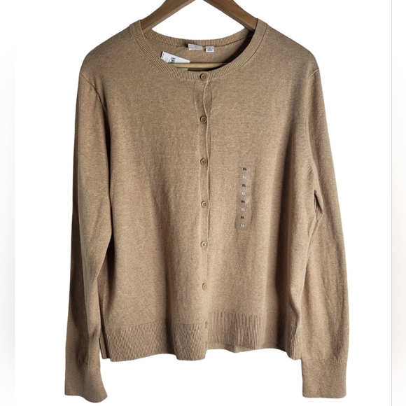 GAP Beige Knit Cardigan - Picture 1 of 4